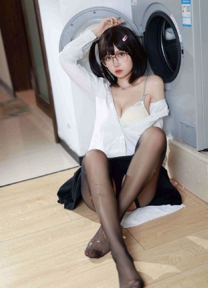 二次元好看污污的流水的_高清直播在线观看
